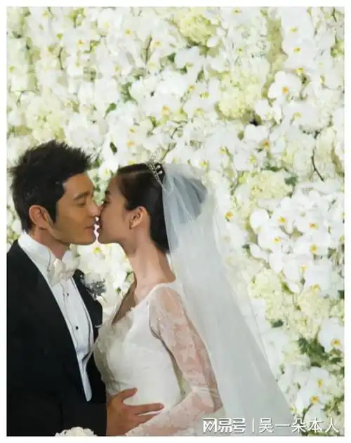 李菲儿|赵丽颖|娱乐圈|奔跑吧|女明星|综艺节目|angelababy_网易订阅