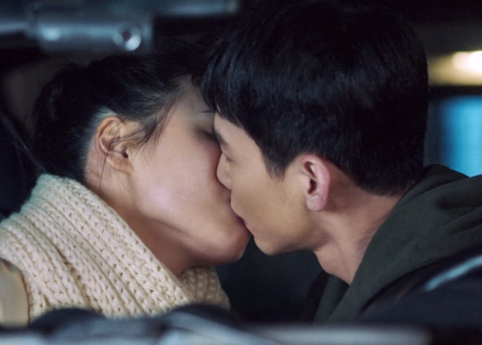 白敬亭马思纯吻戏再升级耳朵看出小白内心想法却被吐槽吻技差