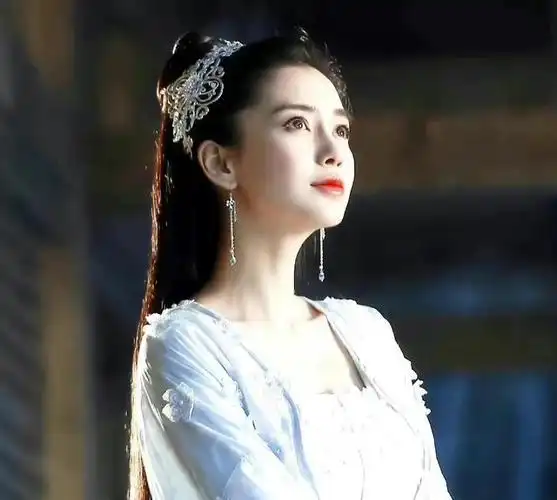 杨颖的古装造型又出圈了!34岁堪比20岁!颜值真的顶!