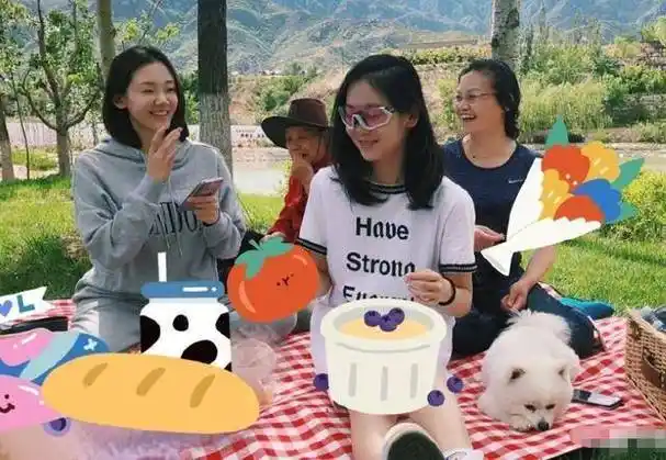 苗苗与郑恺结婚后,一直住在豪华别墅养胎,但真相却令人心酸_程晓月