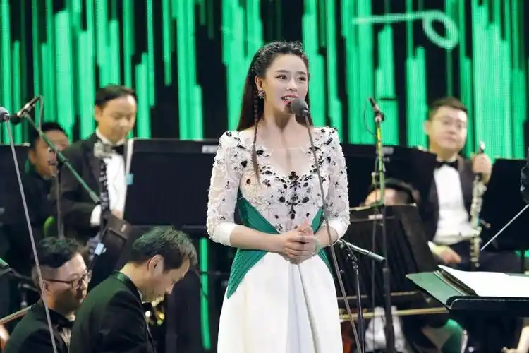 雨中曲三湘印象奏响建筑和艺术的华美乐章