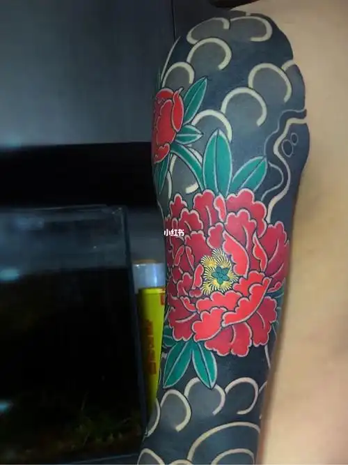 欧阳娜娜跨界艺术展  #霞浦纹身  #日式老传统  #花臂纹身  #牡祷花