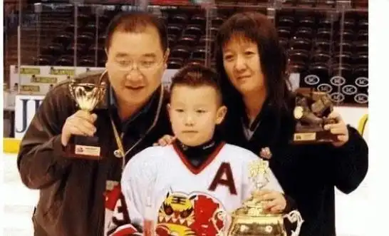 同为谌容的孩子把梁左梁天梁欢放在一起差距就出来了