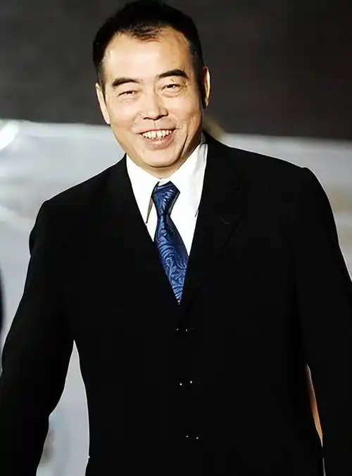 一婚老外,二婚导演,三婚外交官,洪晃:女人一生要睡5个男人_陈凯歌_美