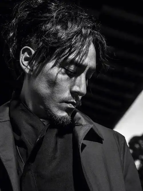 张震和陈坤的气质有点像