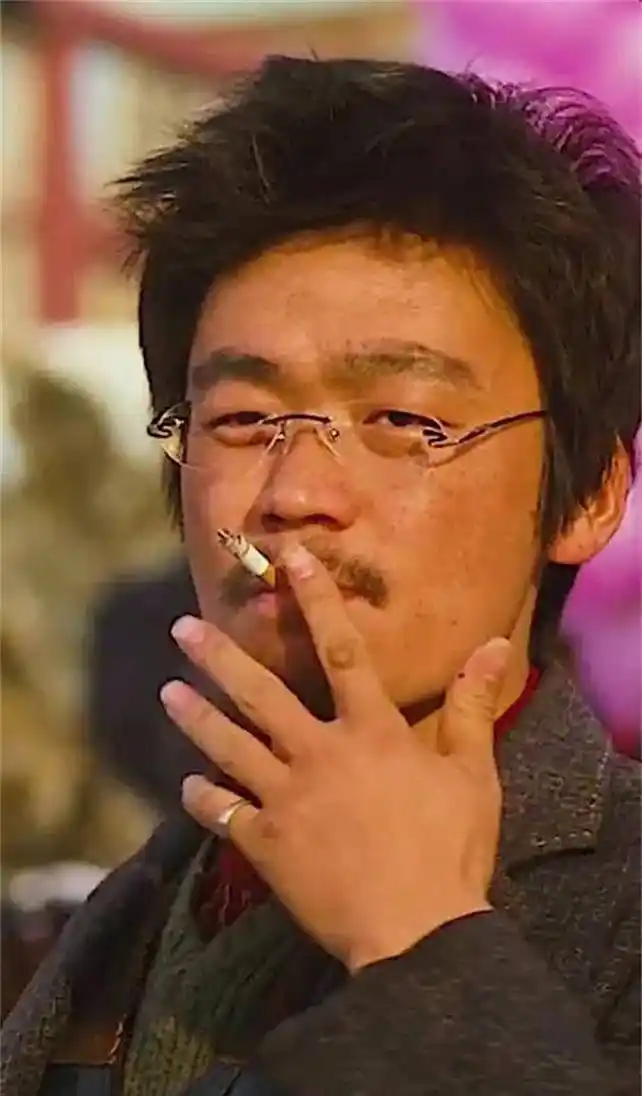 蒋雯丽下跪,周星驰转身,王宝强抽烟,细扒这些演员表演,真牛_电影_演技