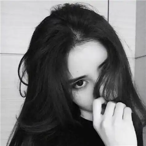 女生头像非主流霸气超拽的黑白浪女爱自由骄傲的活着