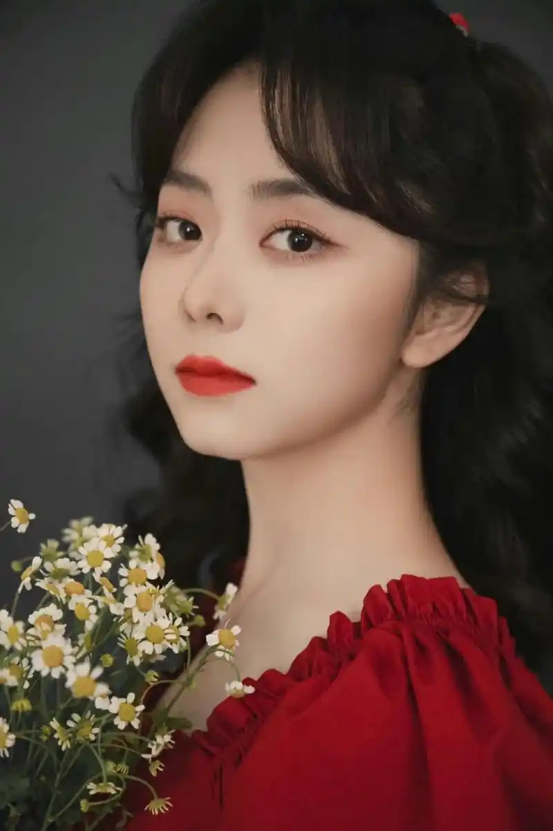 谭松韵的照片壁纸精选