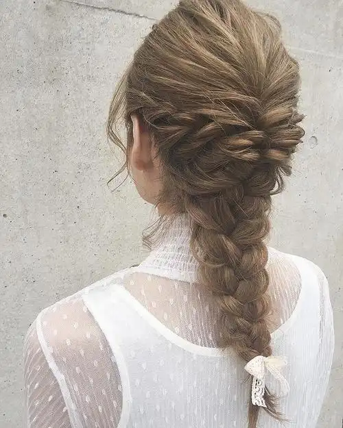 长发这样编最优雅,喜欢编发来收图