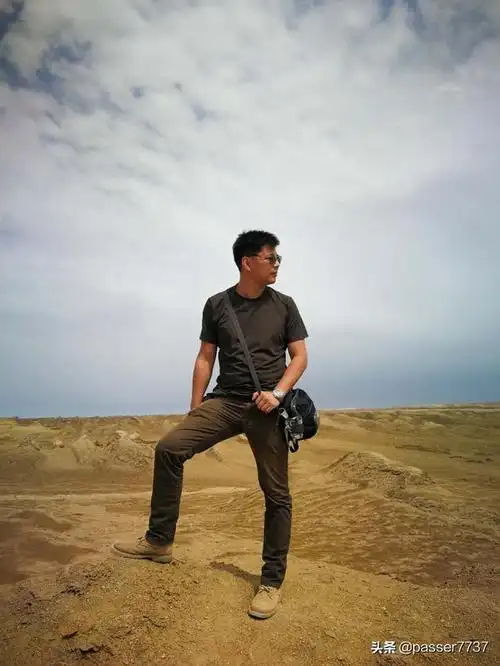 求40左右那种帅帅酷酷的大叔照片