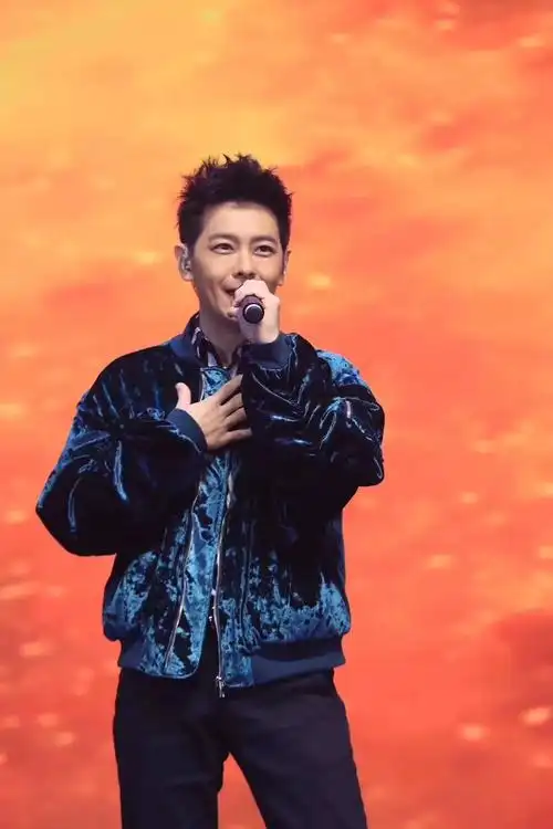 你是龙港最闪耀的林志颖!一大波高清照片正在向你走来!